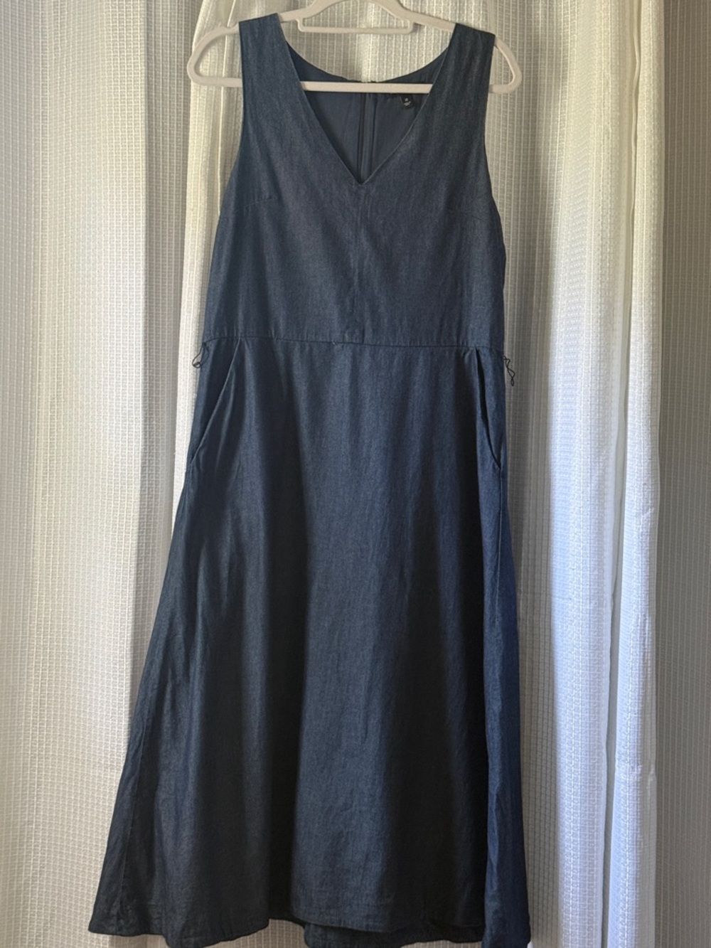 Banana Republic Navy V-Neck Midi Dress